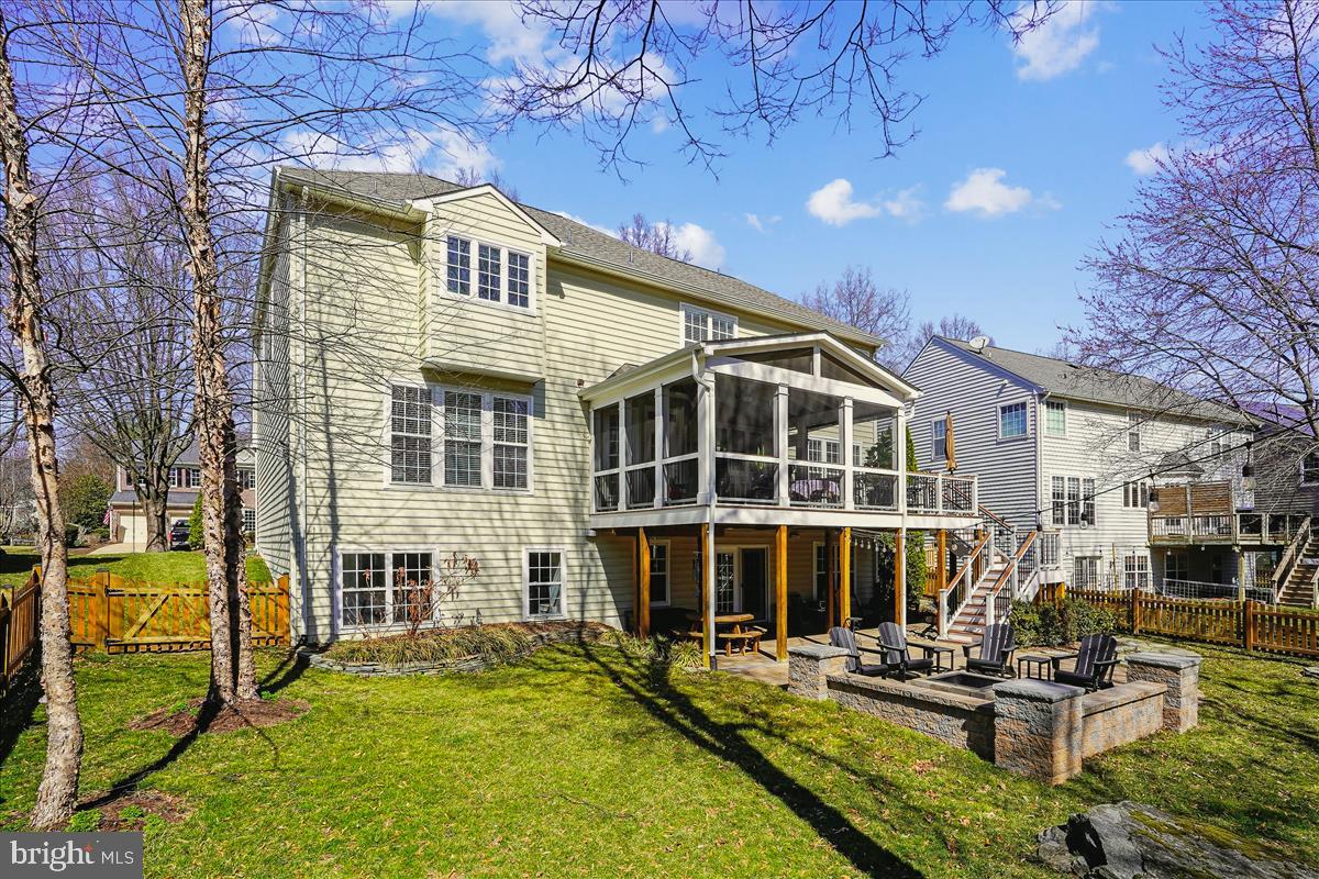 BROADLANDS - Residential