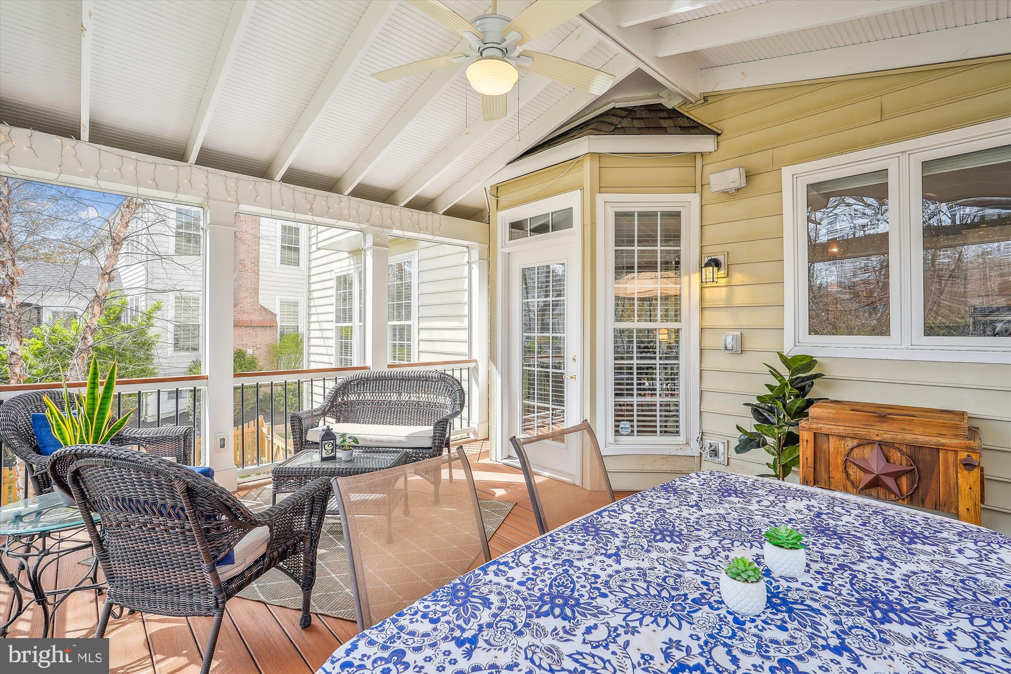 BROADLANDS - Residential