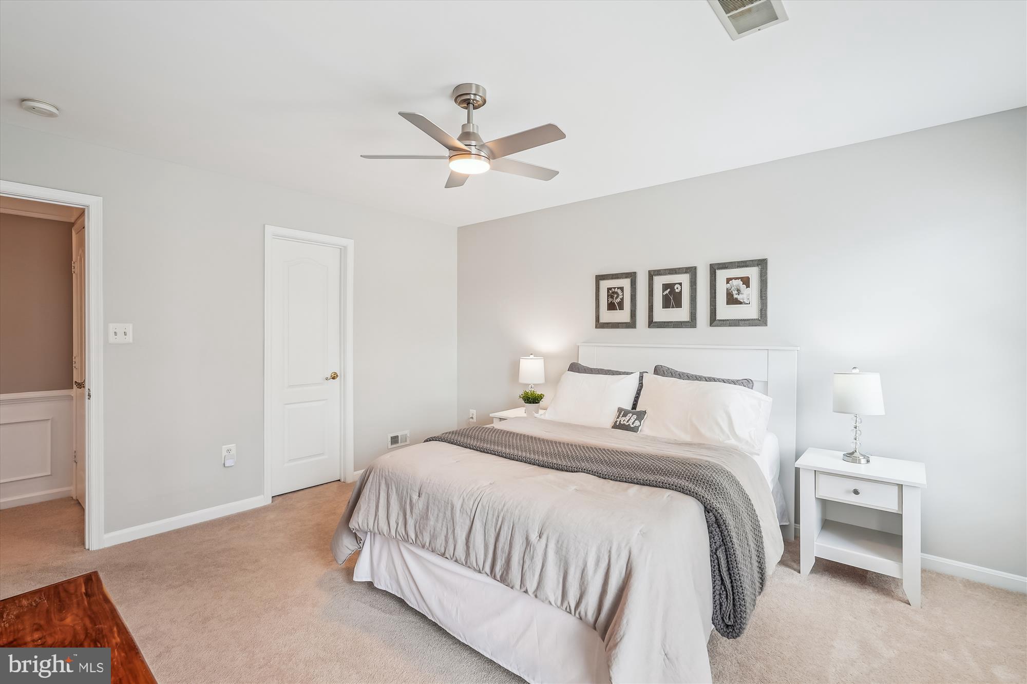 BROADLANDS - Residential