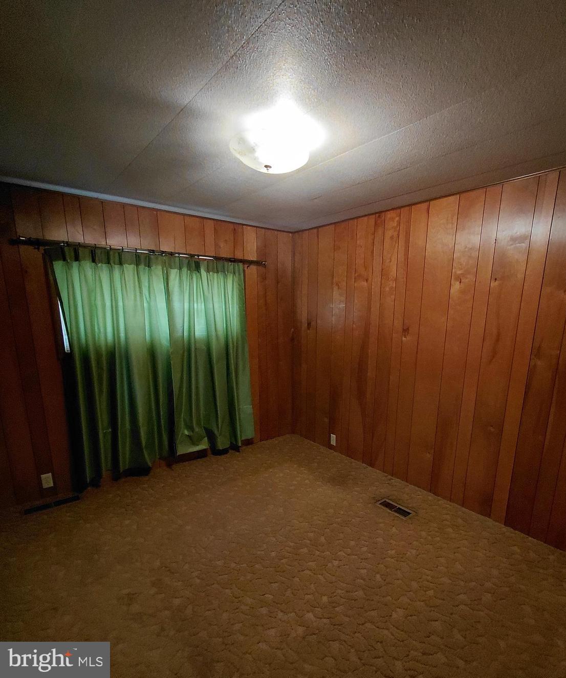 BRYAN FIELD - Residential