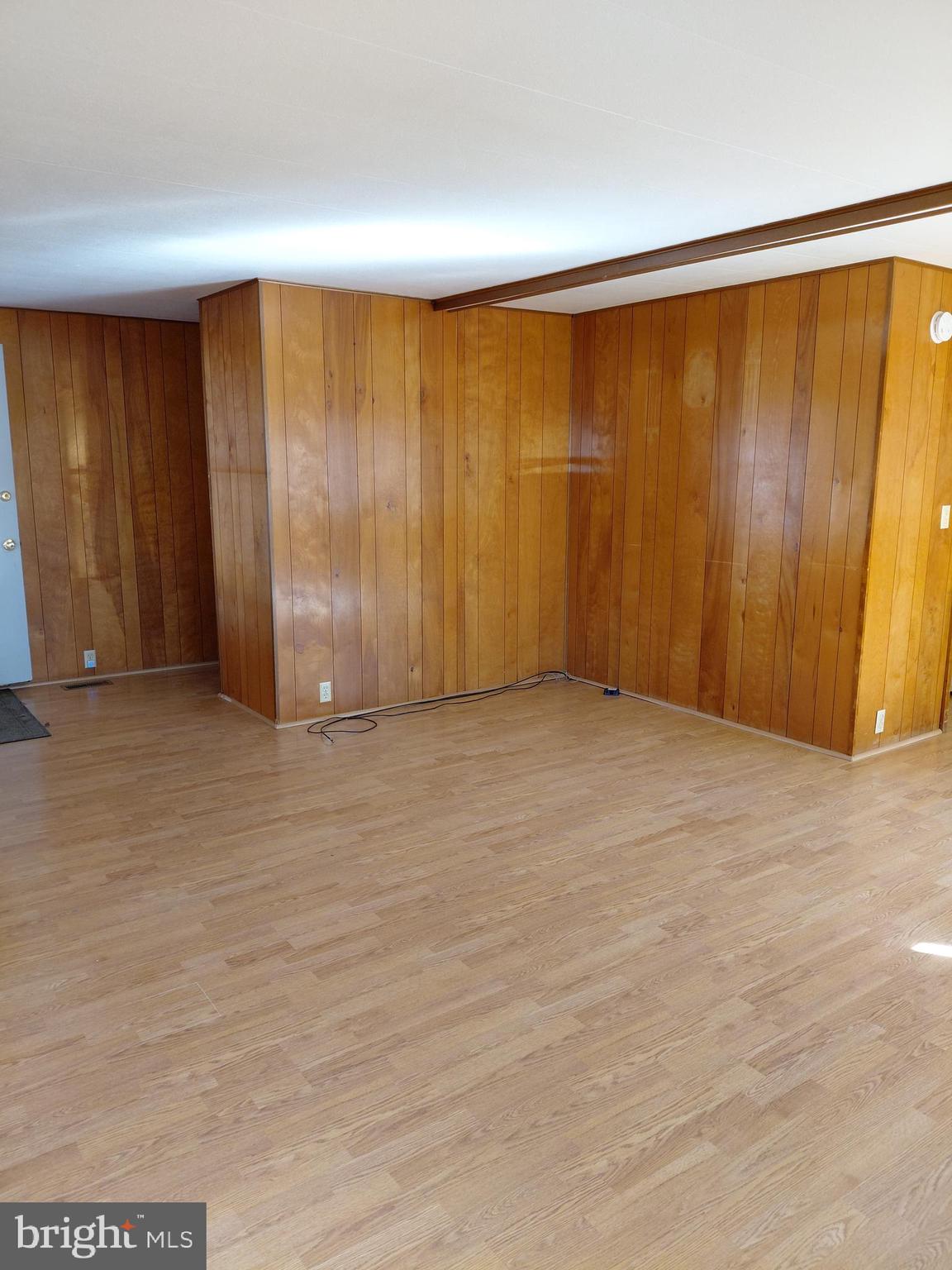 BRYAN FIELD - Residential