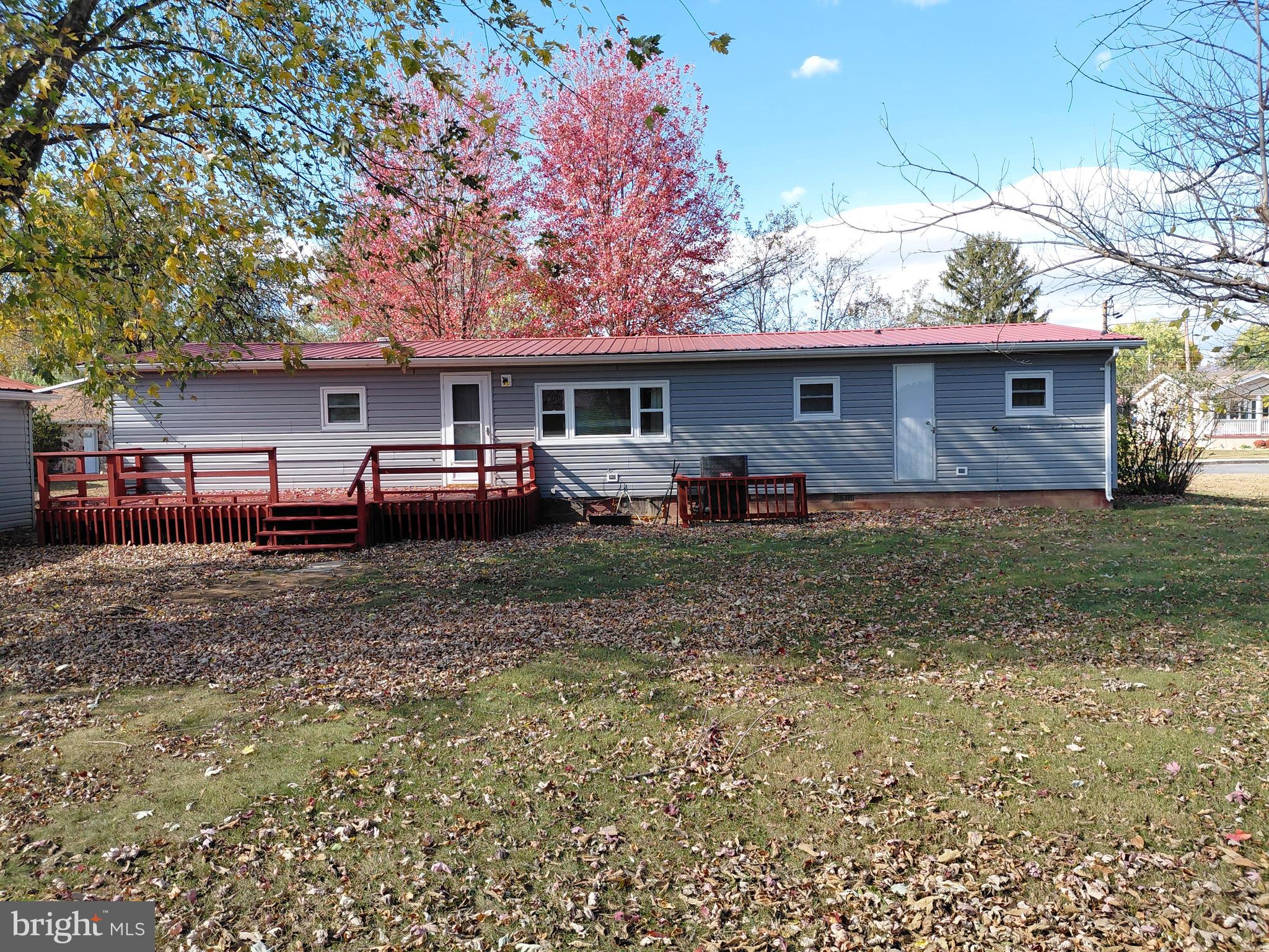 BRYAN FIELD - Residential