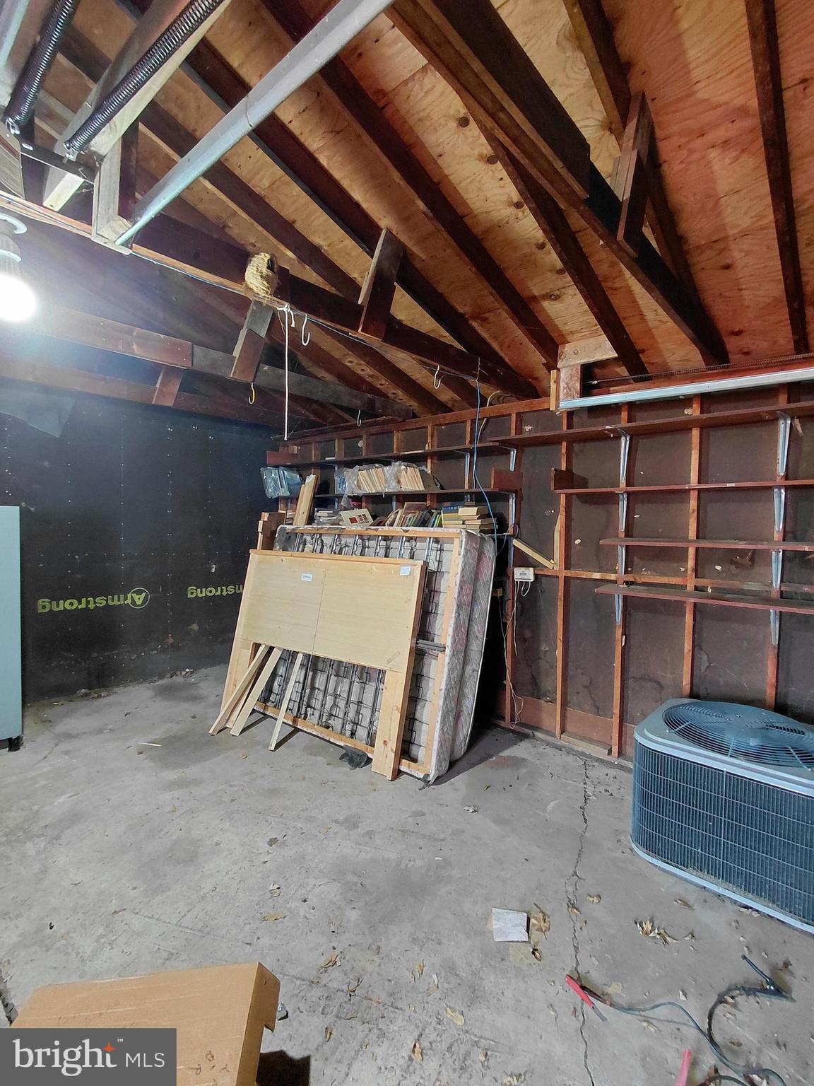 BRYAN FIELD - Residential