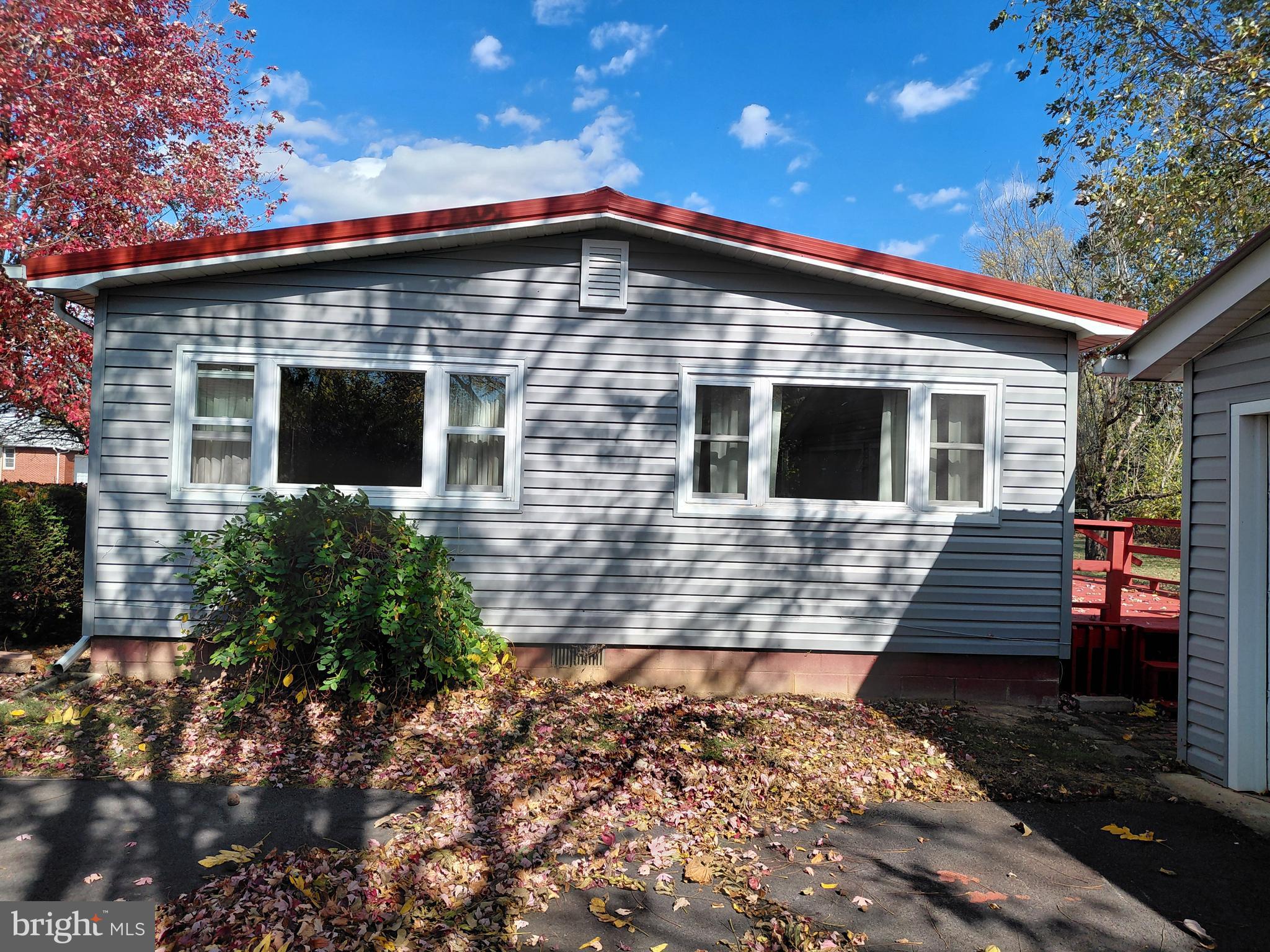 BRYAN FIELD - Residential