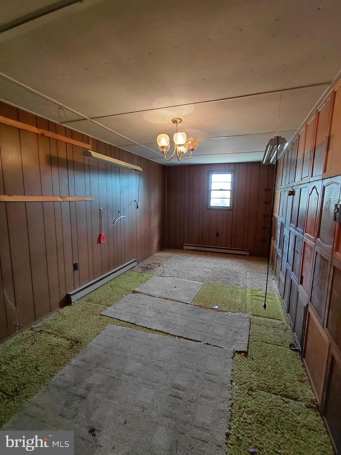 BRYAN FIELD - Residential