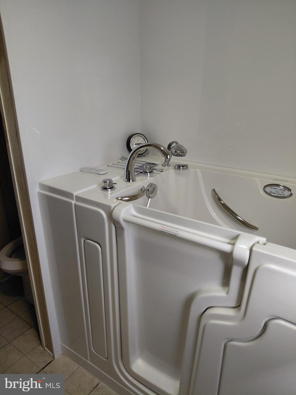 BRYAN FIELD - Residential