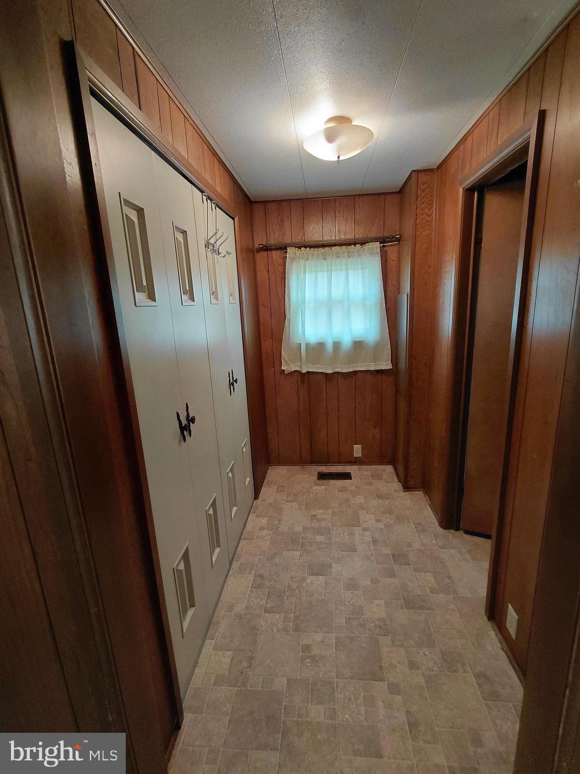 BRYAN FIELD - Residential