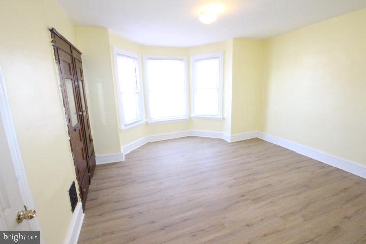 PHILADELPHIA (NORTHEAST) - Residential