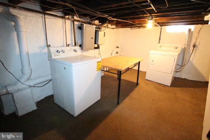 PHILADELPHIA (NORTHEAST) - Residential