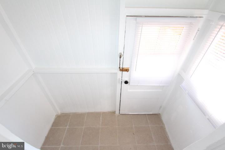 PHILADELPHIA (NORTHEAST) - Residential