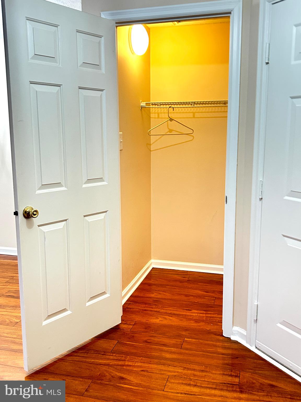 FREDERICKTOWNE VILLAGE - Residential Lease