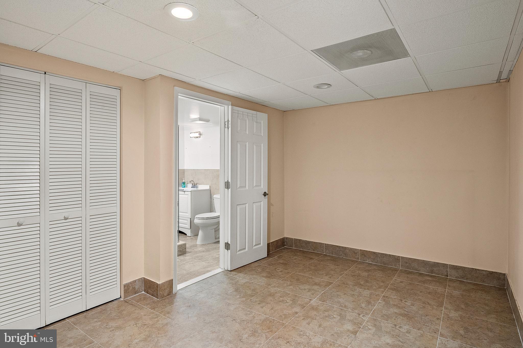 BROCK HALL PLAT 5 - Residential