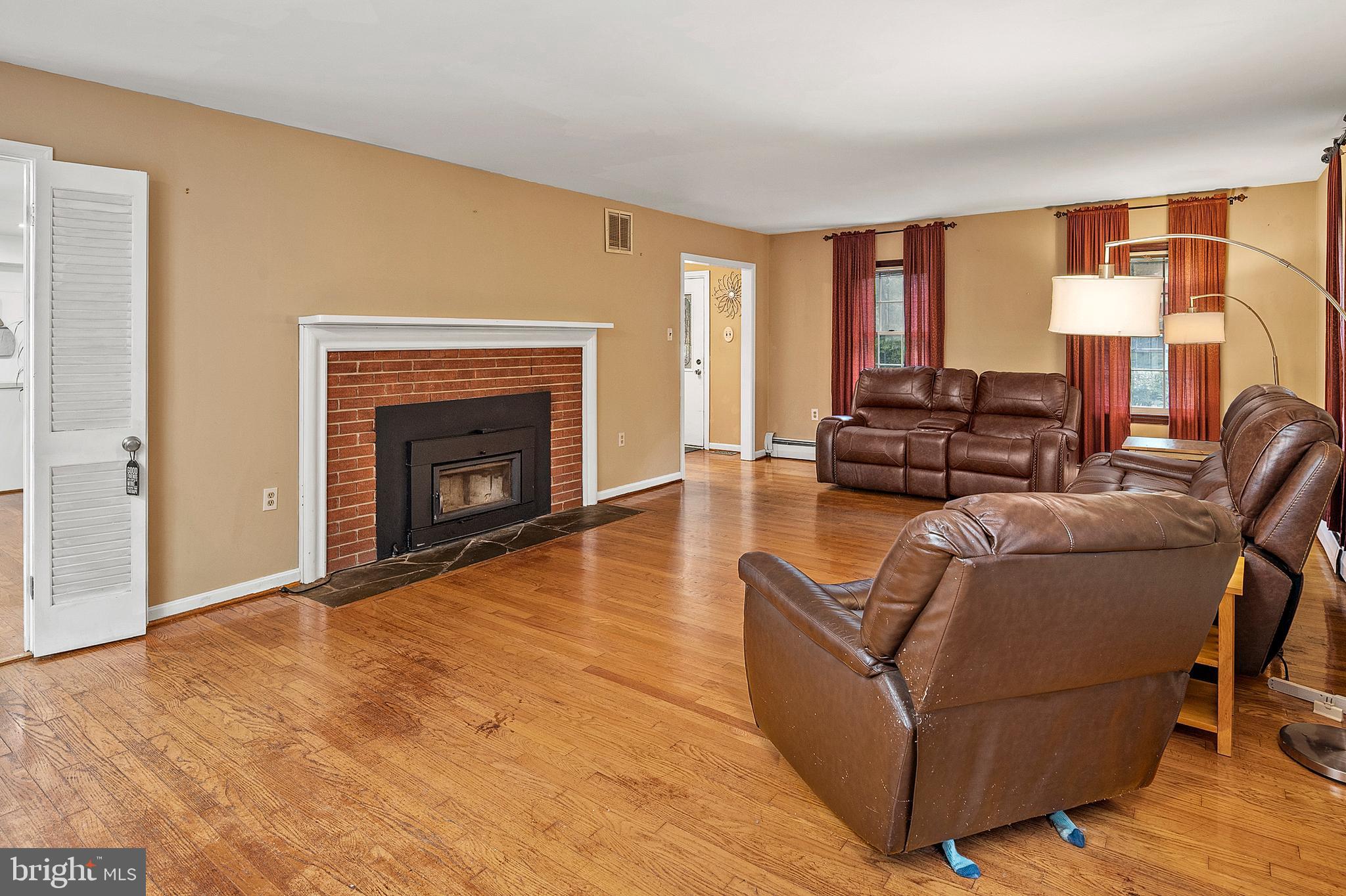 BROCK HALL PLAT 5 - Residential