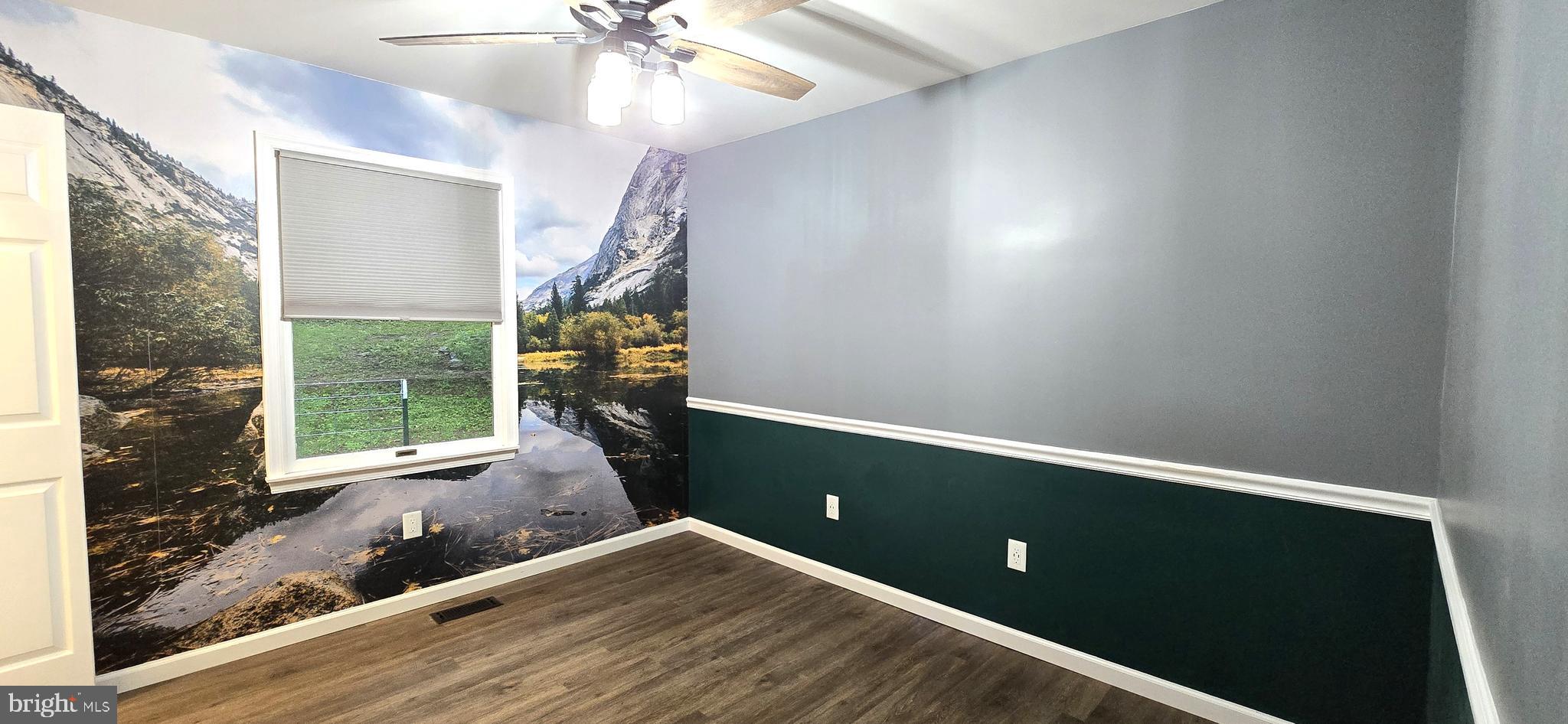 BLUE MOUNTAIN - Residential