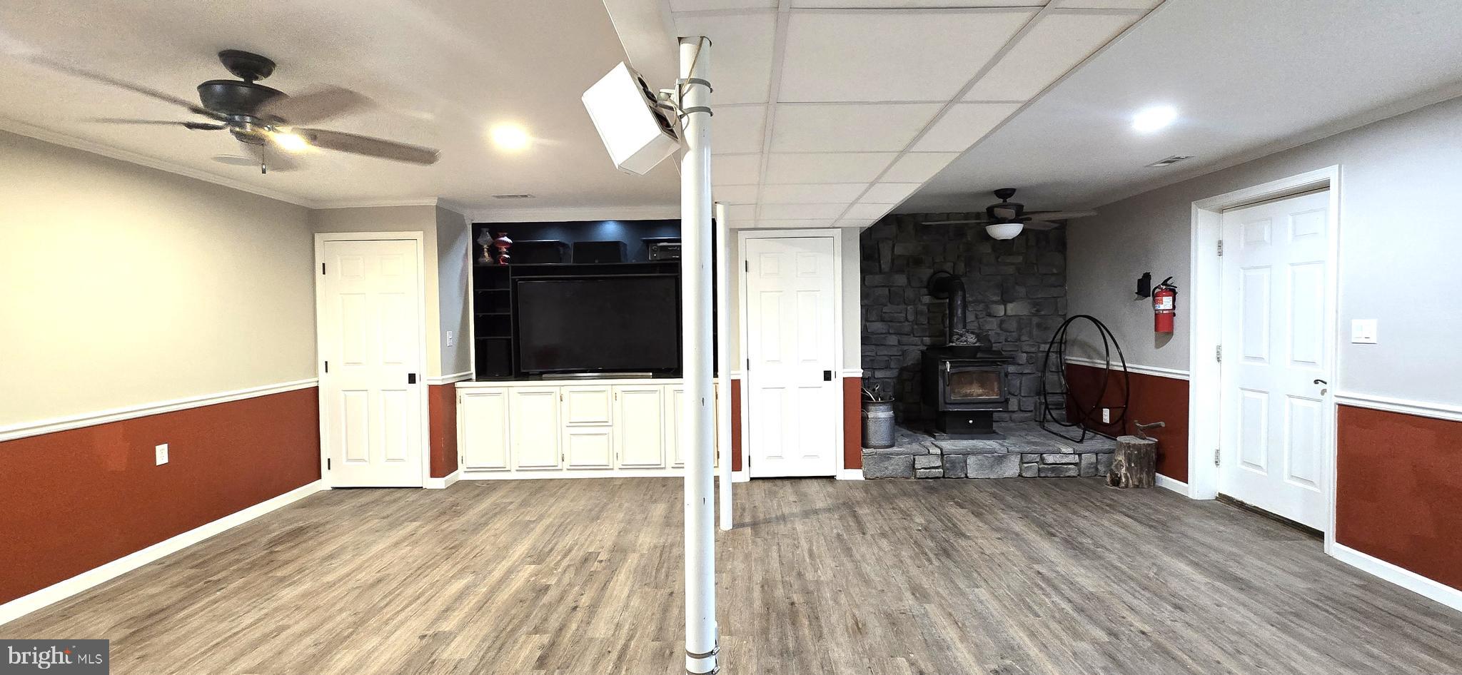 BLUE MOUNTAIN - Residential