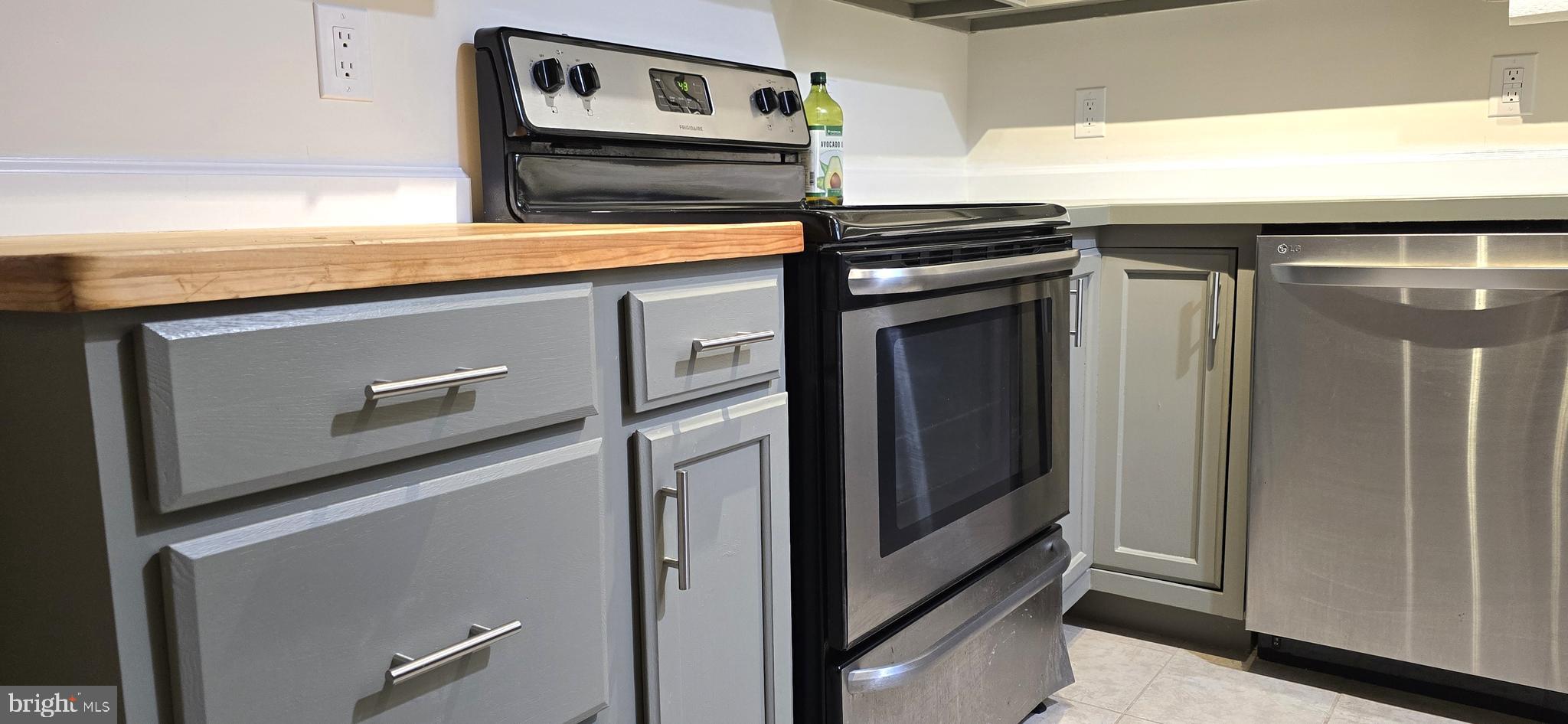 BLUE MOUNTAIN - Residential