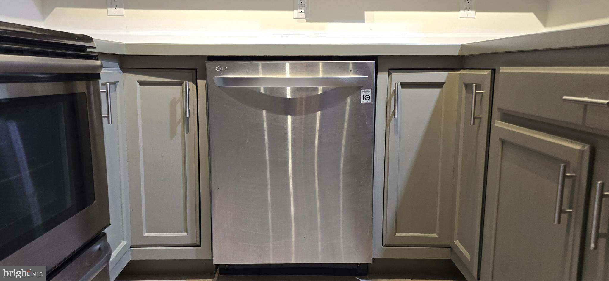 BLUE MOUNTAIN - Residential