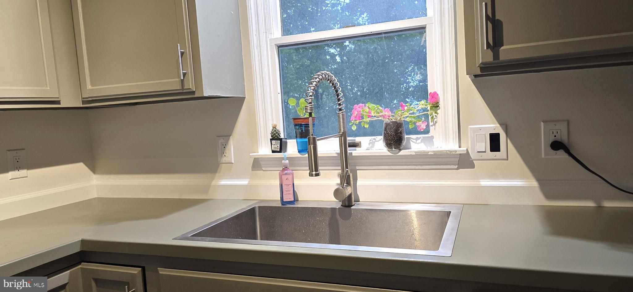 BLUE MOUNTAIN - Residential