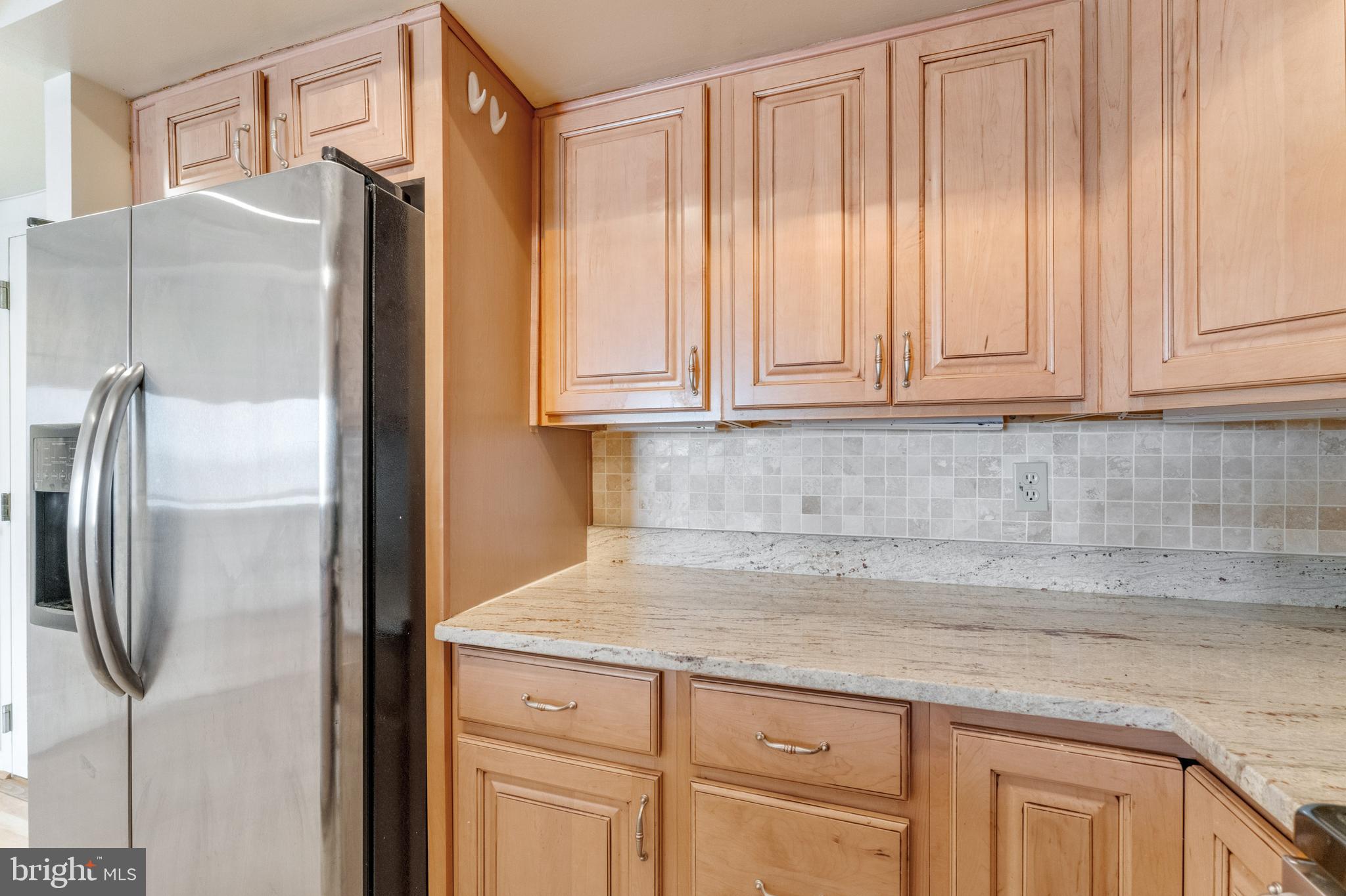 CLARENDON - Residential Lease