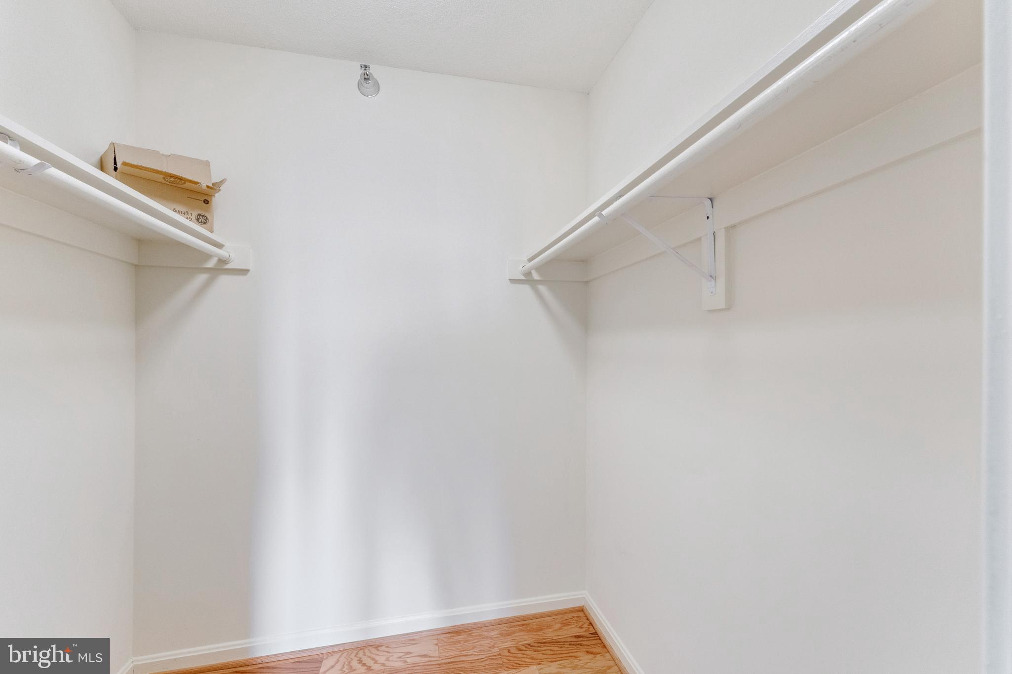 CLARENDON - Residential Lease