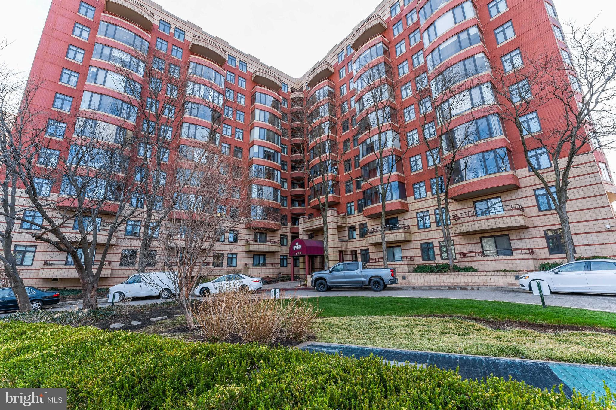 CLARENDON - Residential Lease