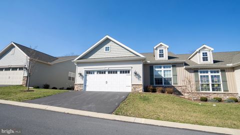 Townhouse For Sale - 5415 Mendenhall Drive<br/> Cumberland County, MECHANICSBURG, PA 17050