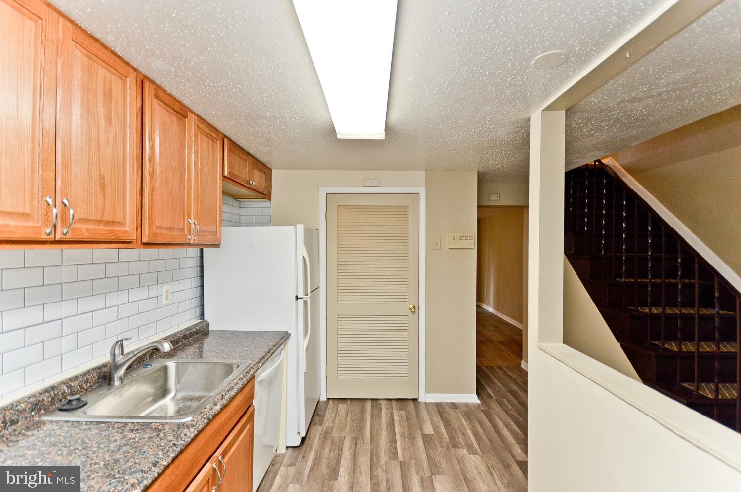 WINDMILL SQUARE - Residential