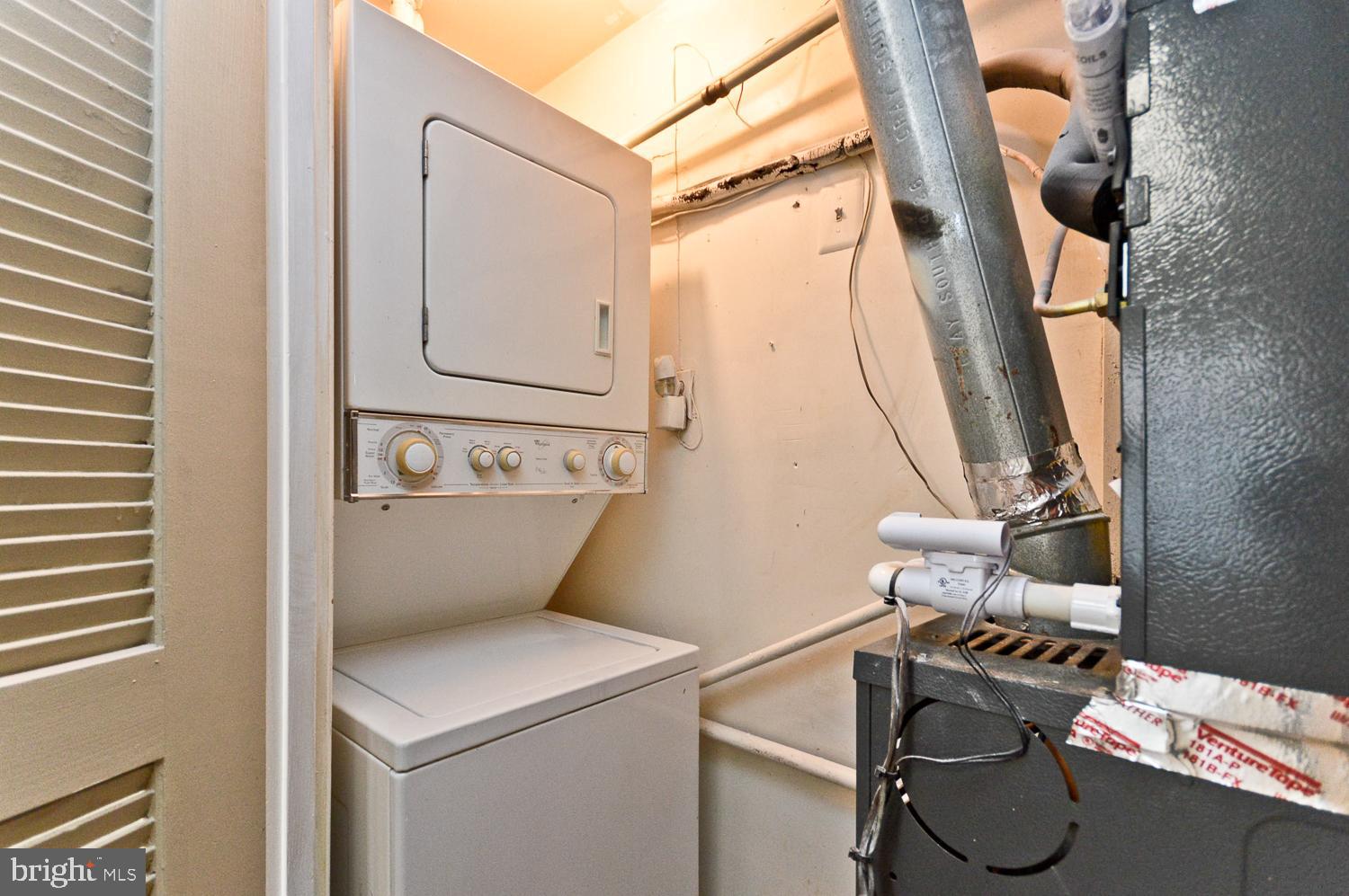 WINDMILL SQUARE - Residential