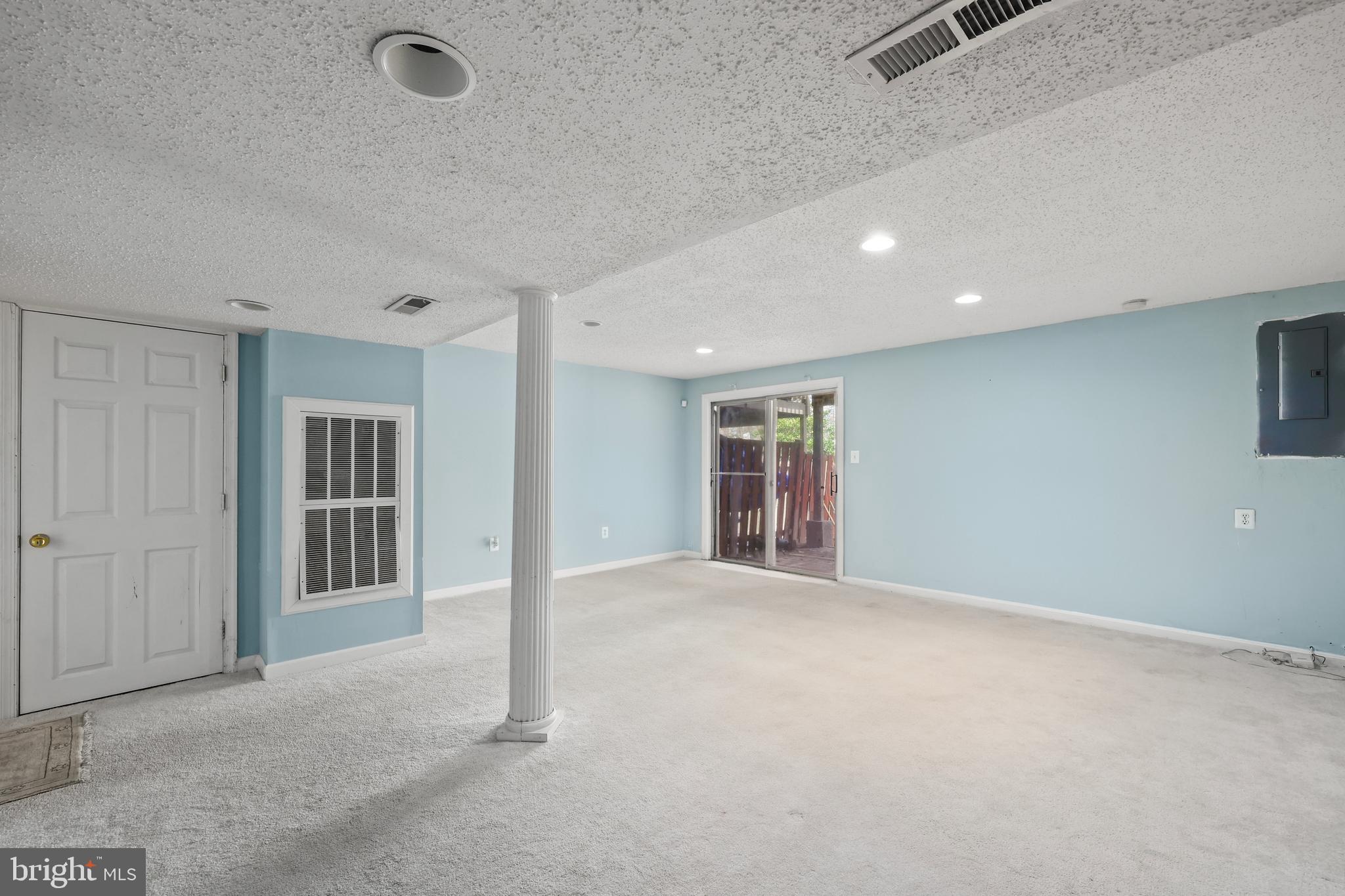 LAKE RIDGE - MOHICAN - Residential