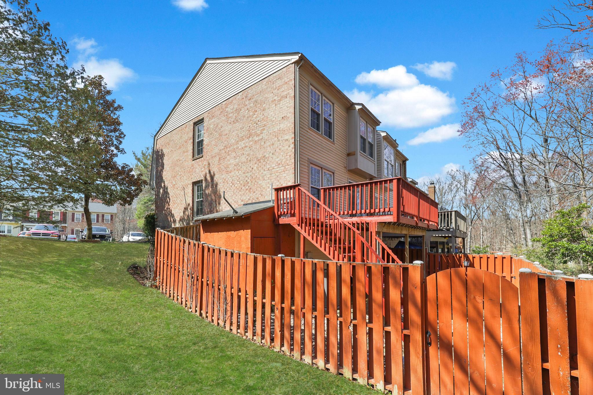 LAKE RIDGE - MOHICAN - Residential