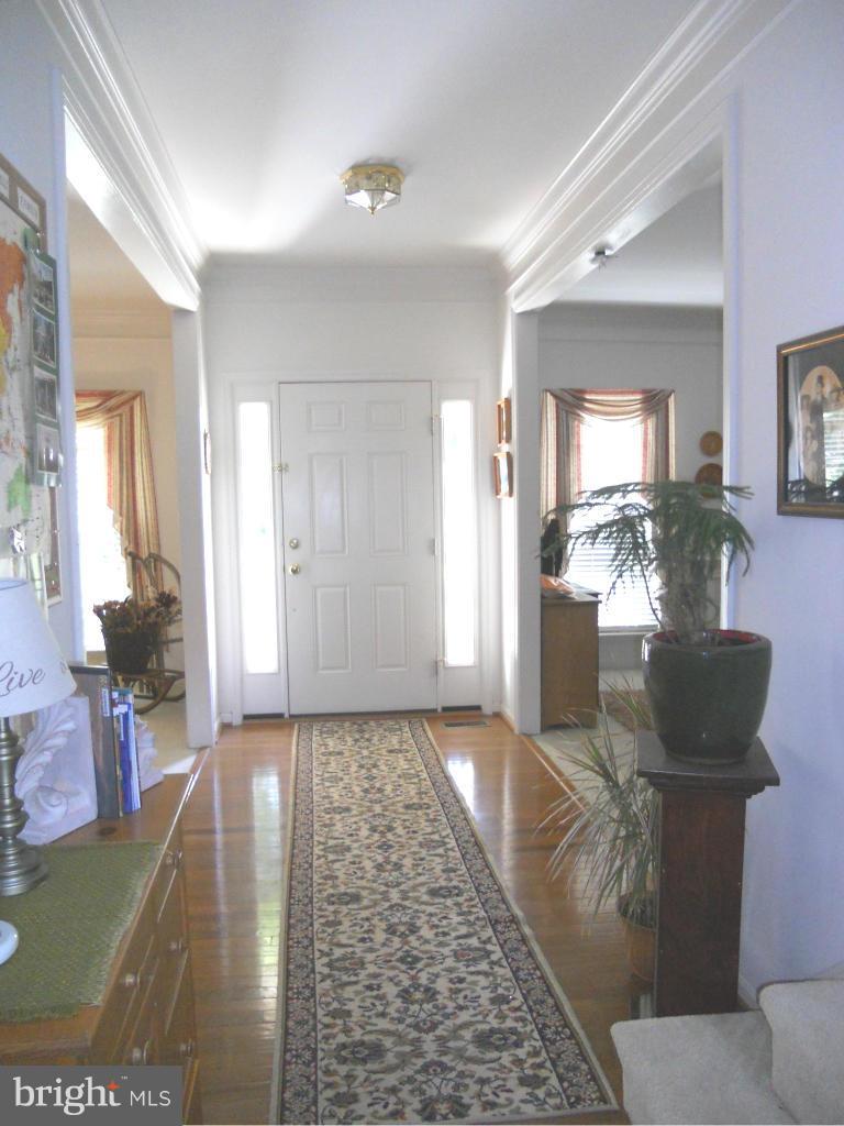 CABIN VILLAGE - Residential Lease