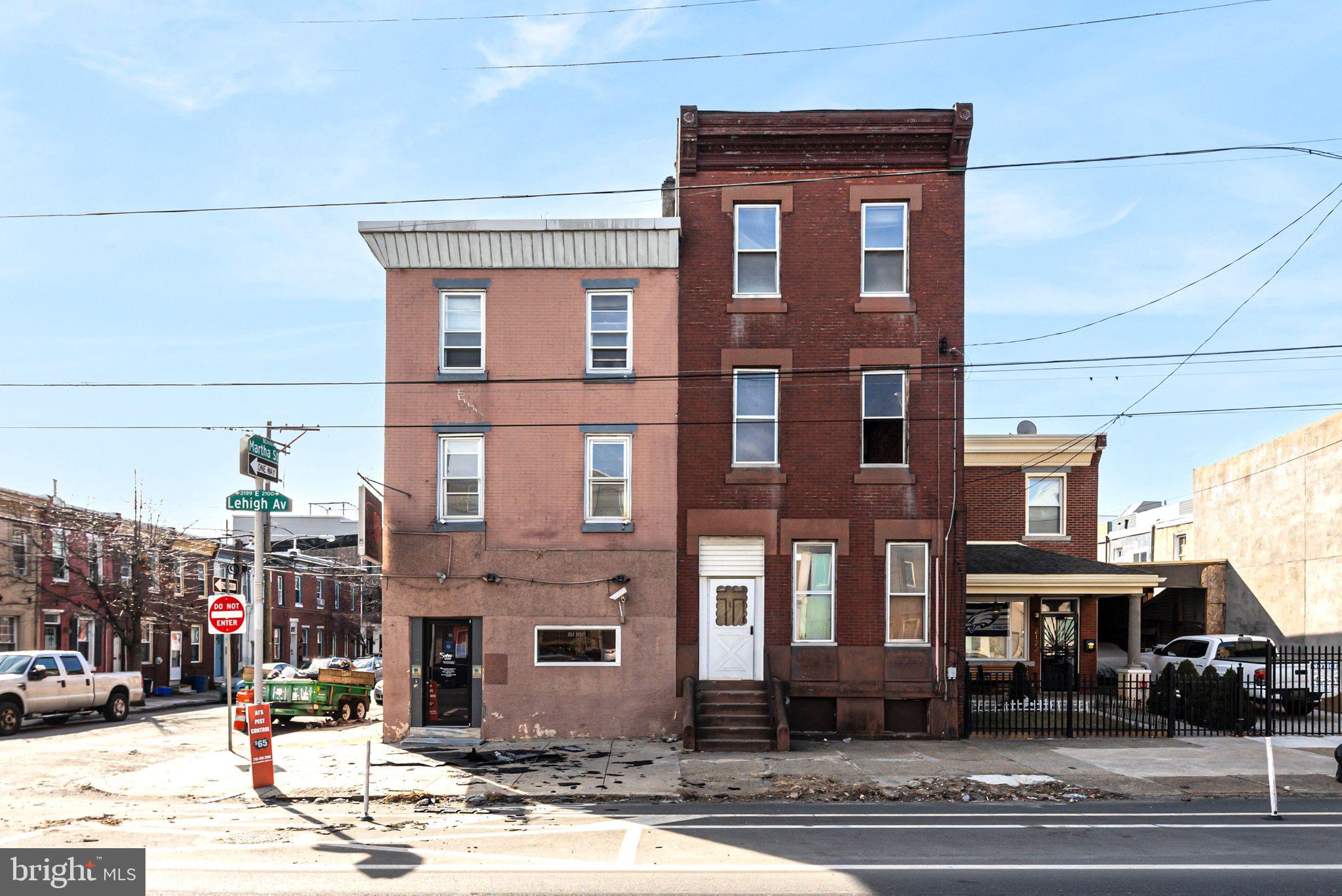 EAST KENSINGTON - Residential
