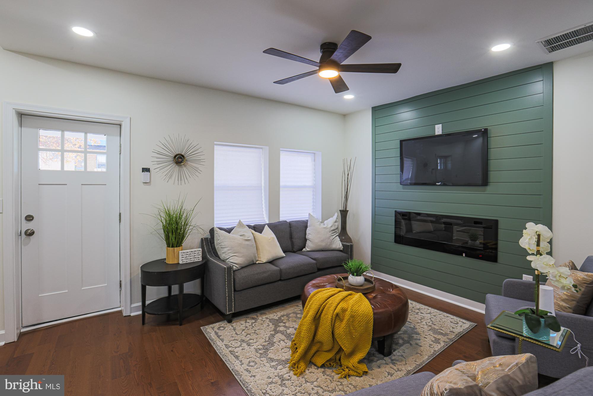 GARRISON - Residential