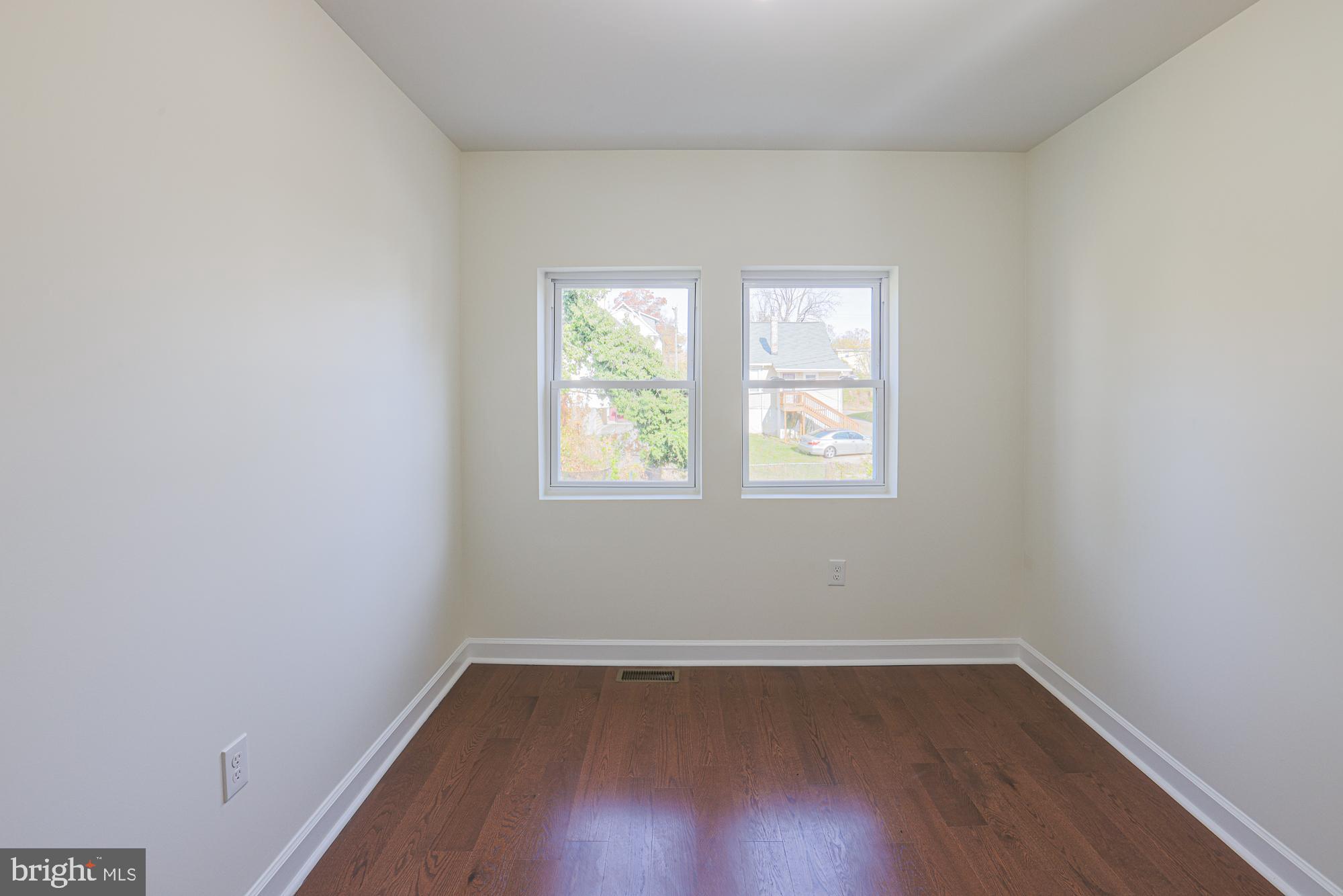 GARRISON - Residential