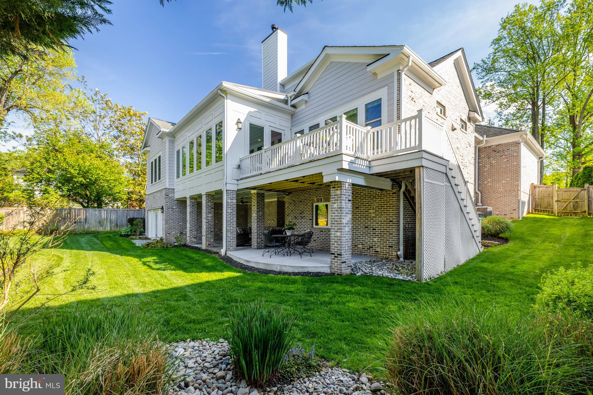 EL NIDO ESTATES - Residential