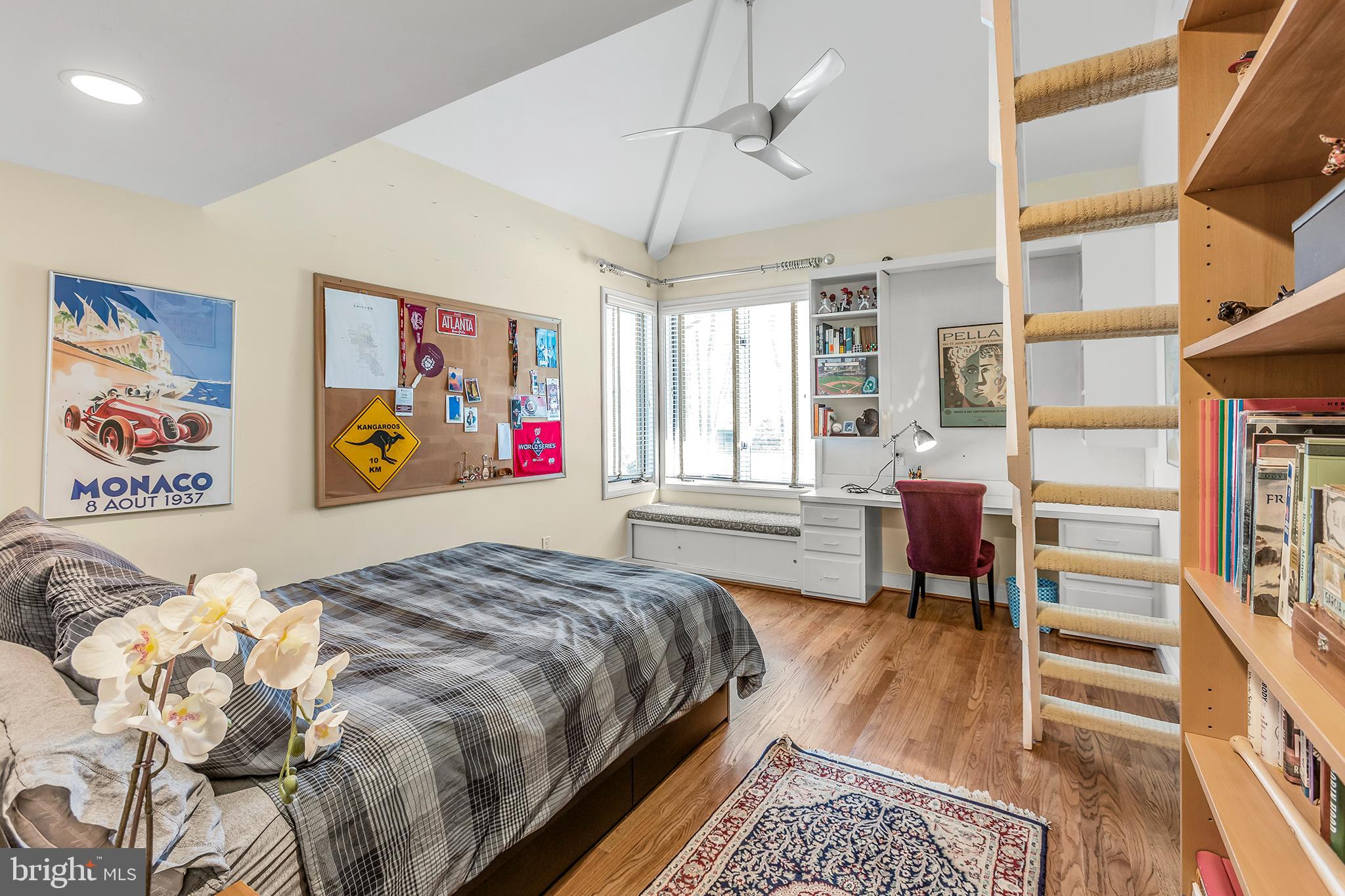 THE PALISADES - Residential