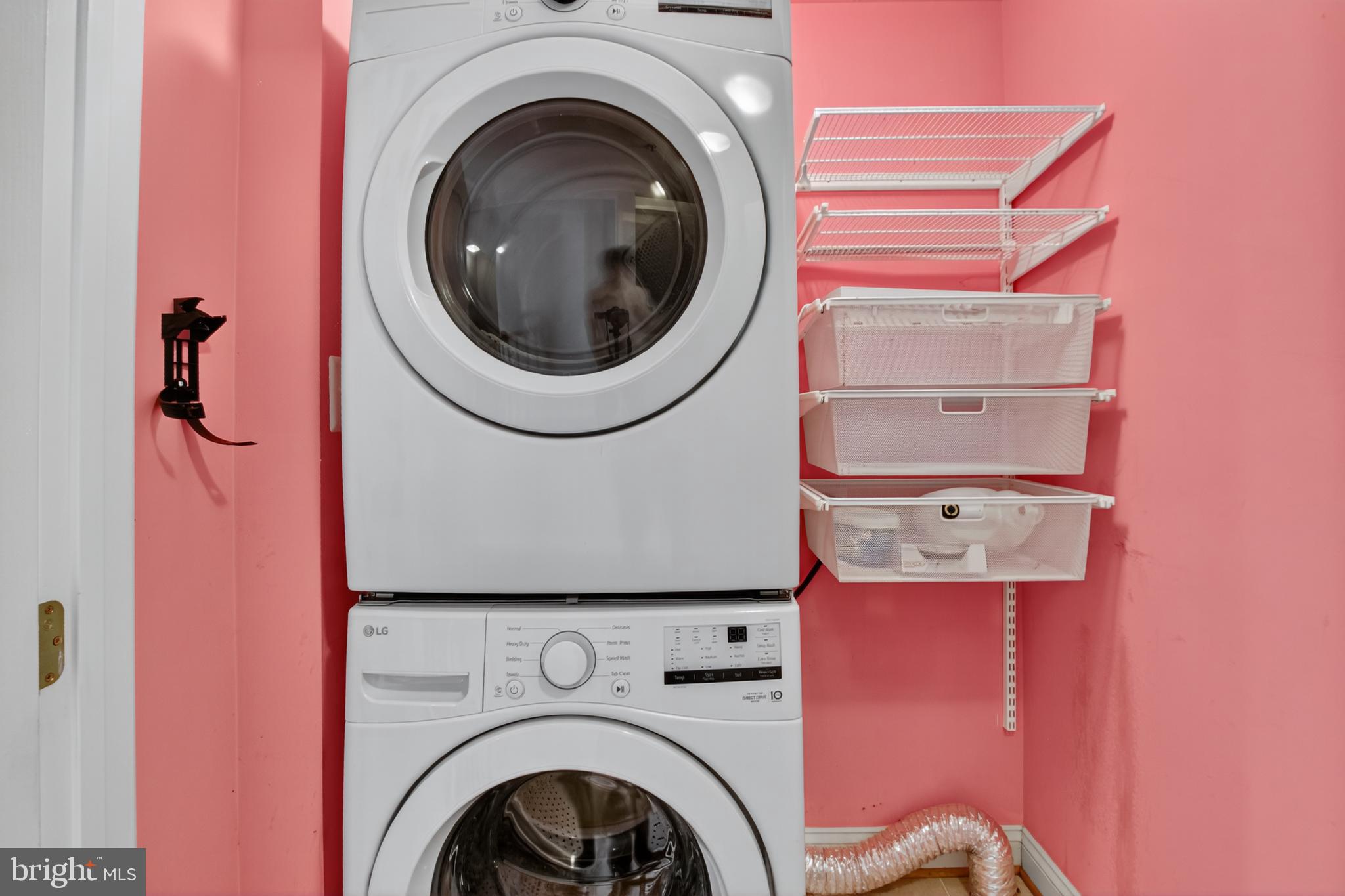 KING FARM WATKINS POND - Residential