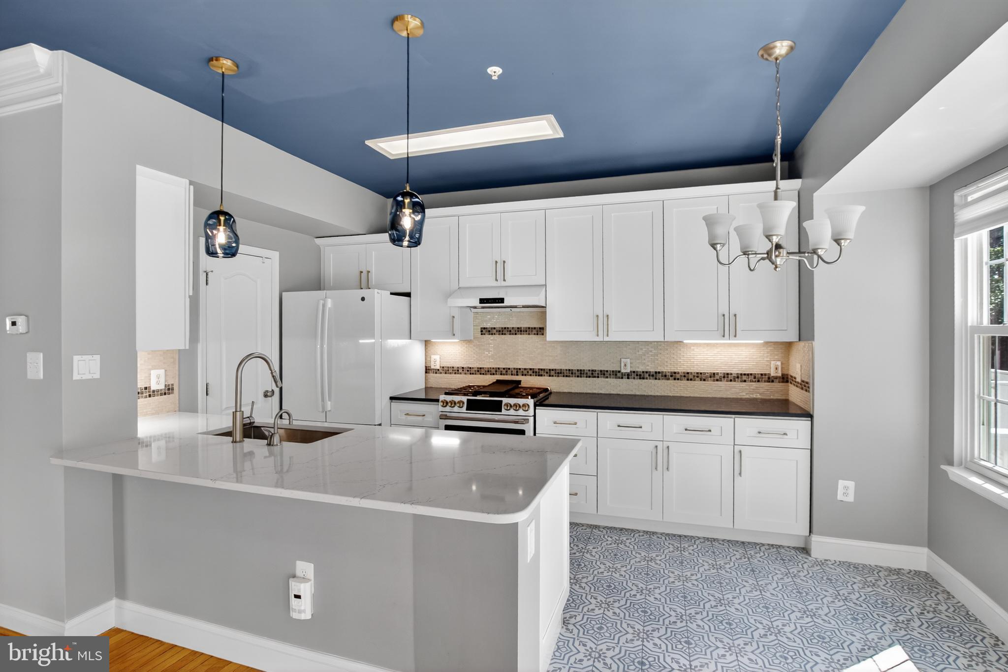 KING FARM WATKINS POND - Residential