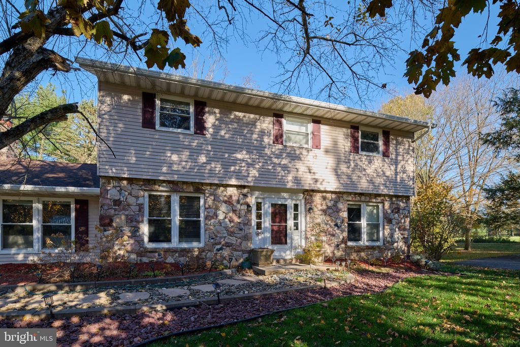 Photo of 24 Wilts Lane, STATE COLLEGE, PA 16803 (MLS # PACE2517040)
