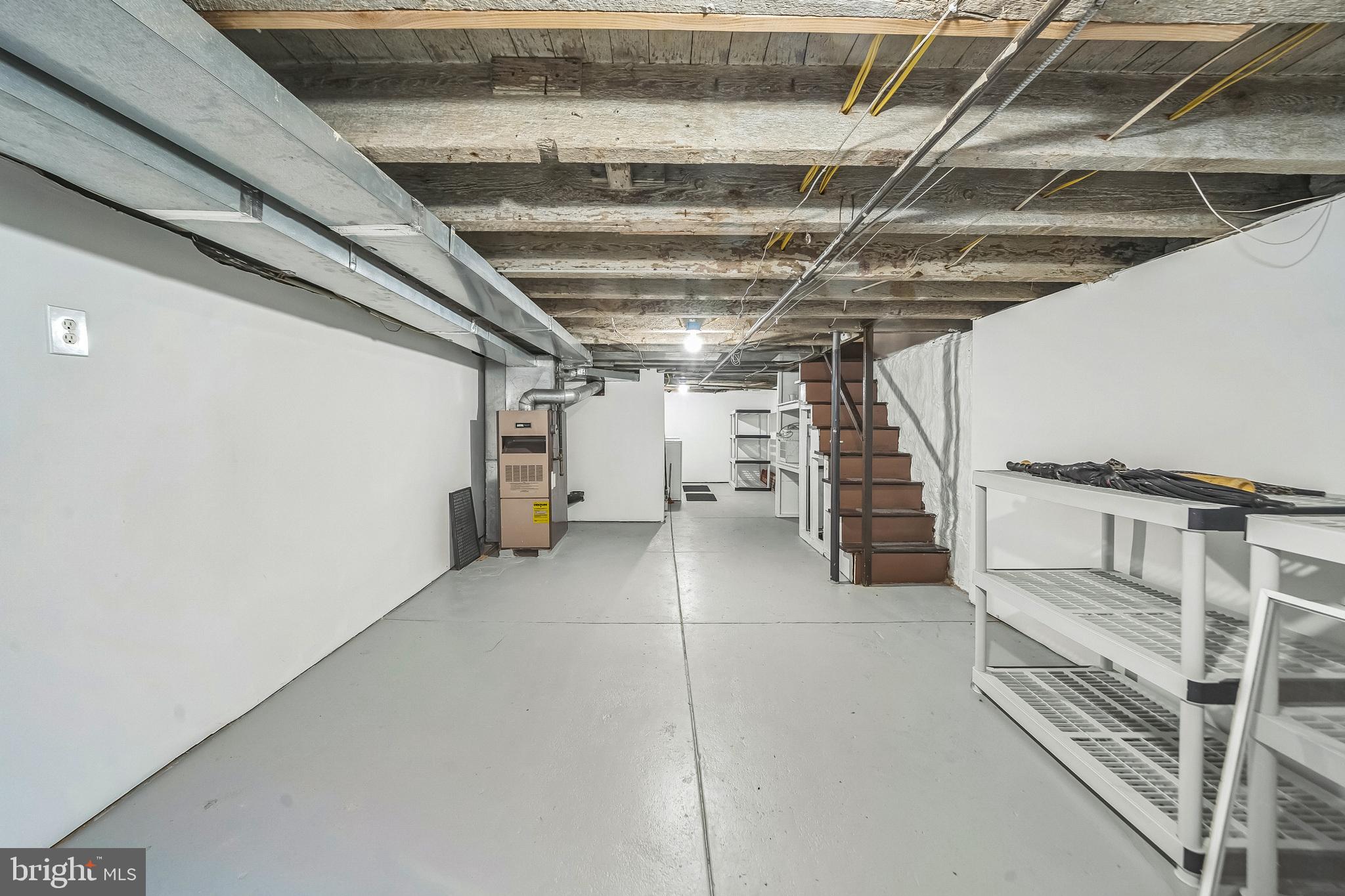GIRARD ESTATES - Residential