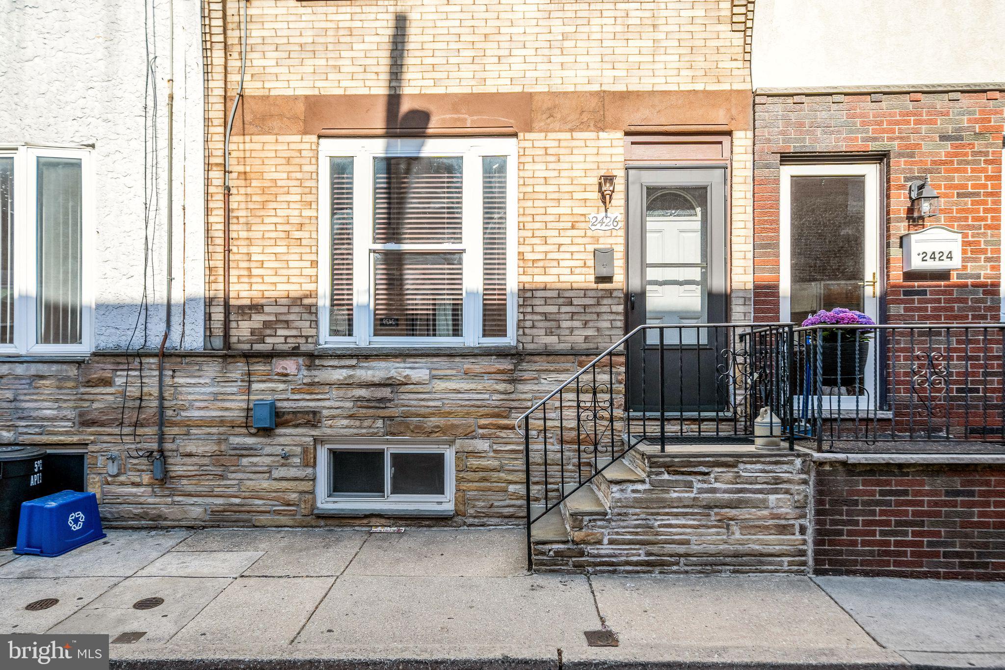 GIRARD ESTATES - Residential