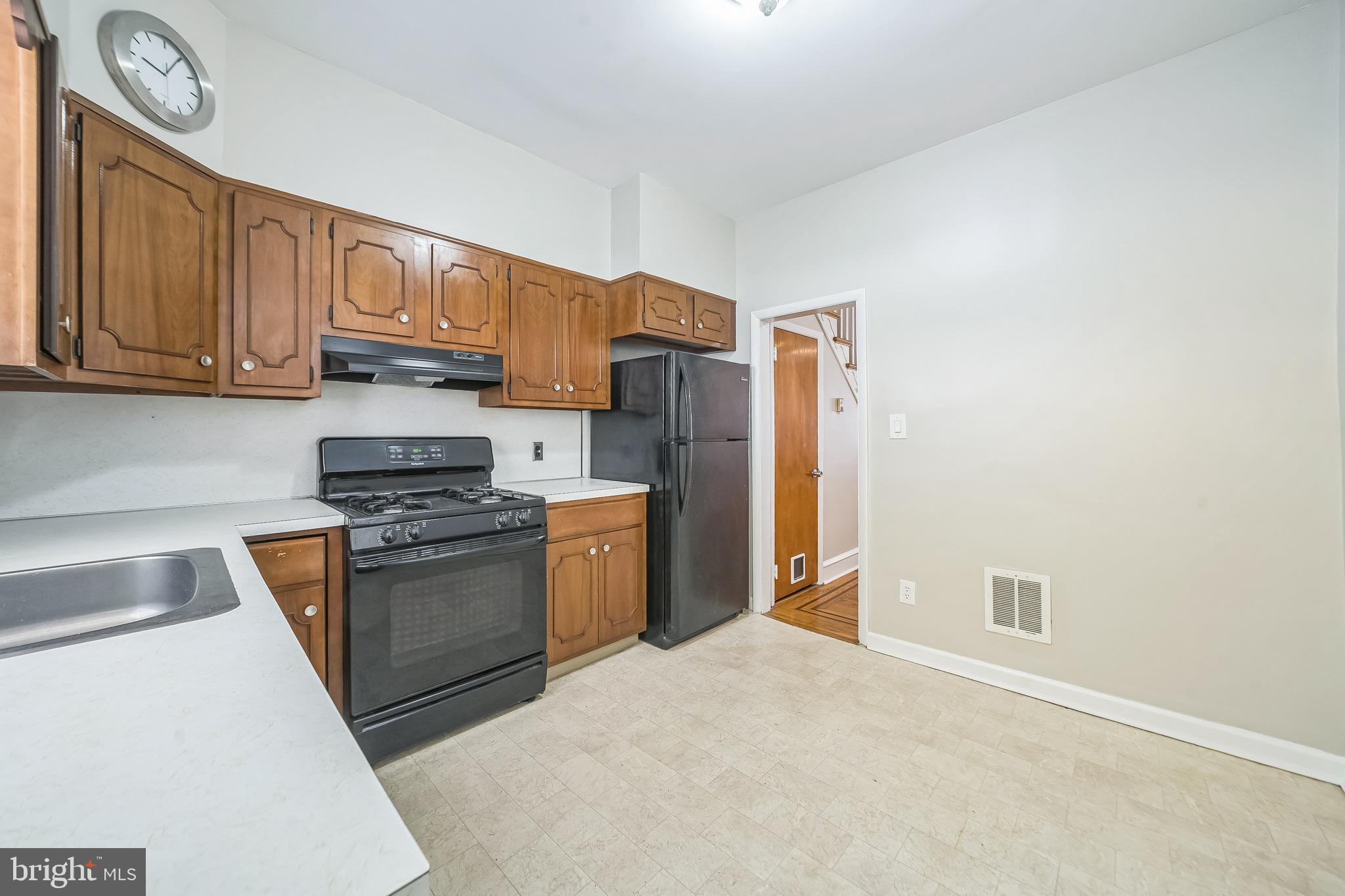 GIRARD ESTATES - Residential