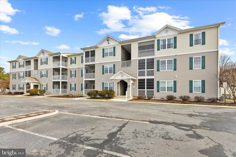 Condo For Sale - 1400 Pebble Drive #1424<br/> REHOBOTH BEACH, DE 19971