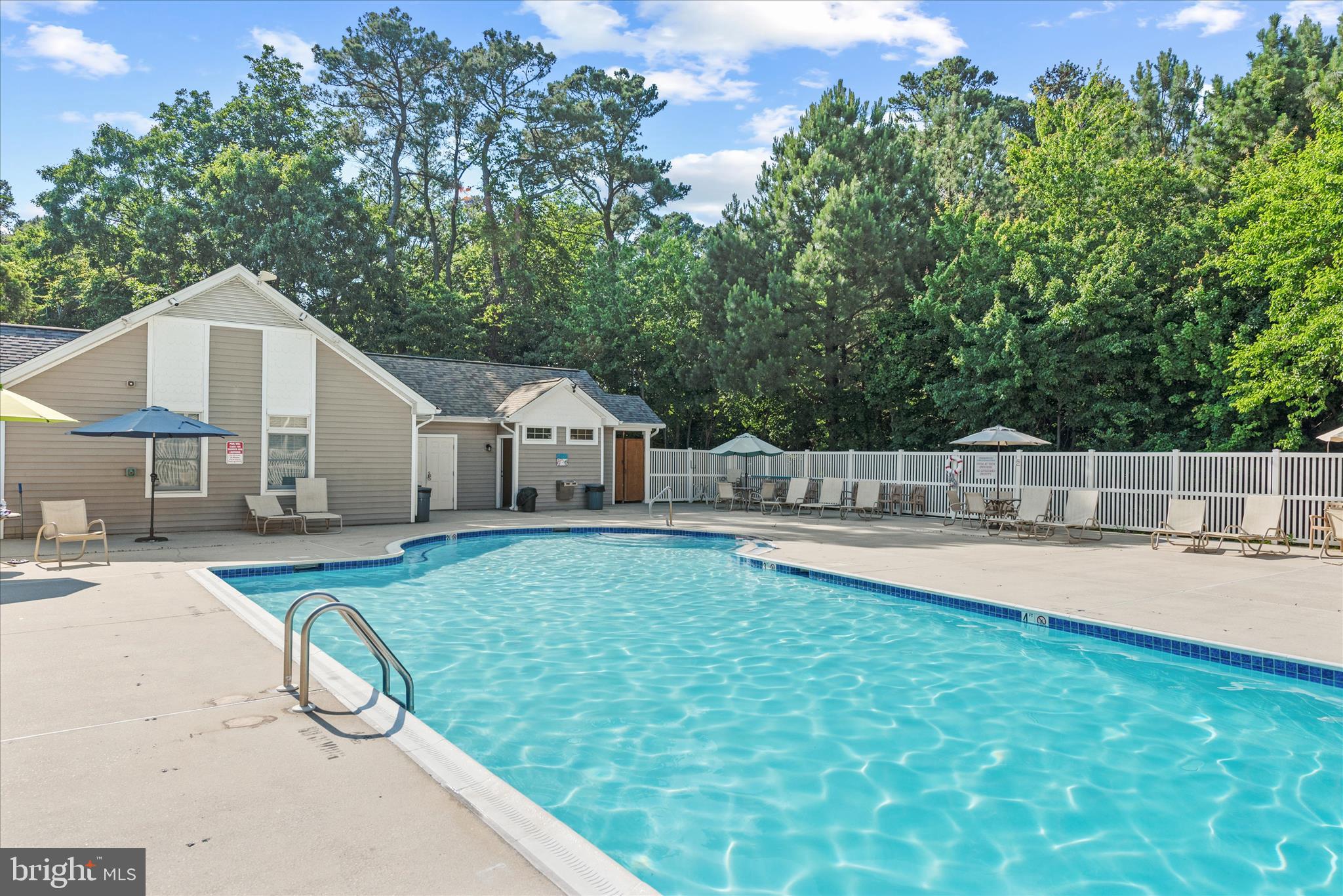 CREEKWOOD - Residential