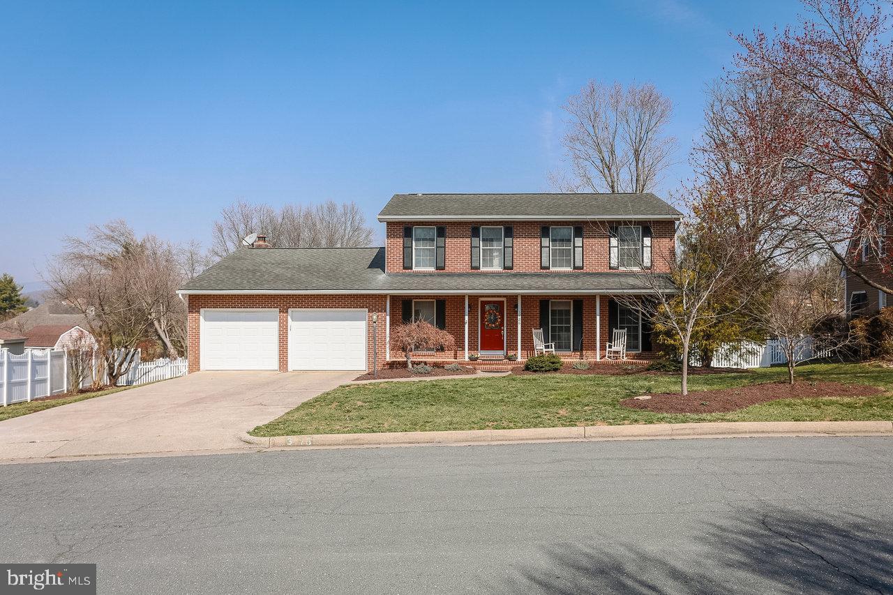 BELMONT ESTATES - Residential