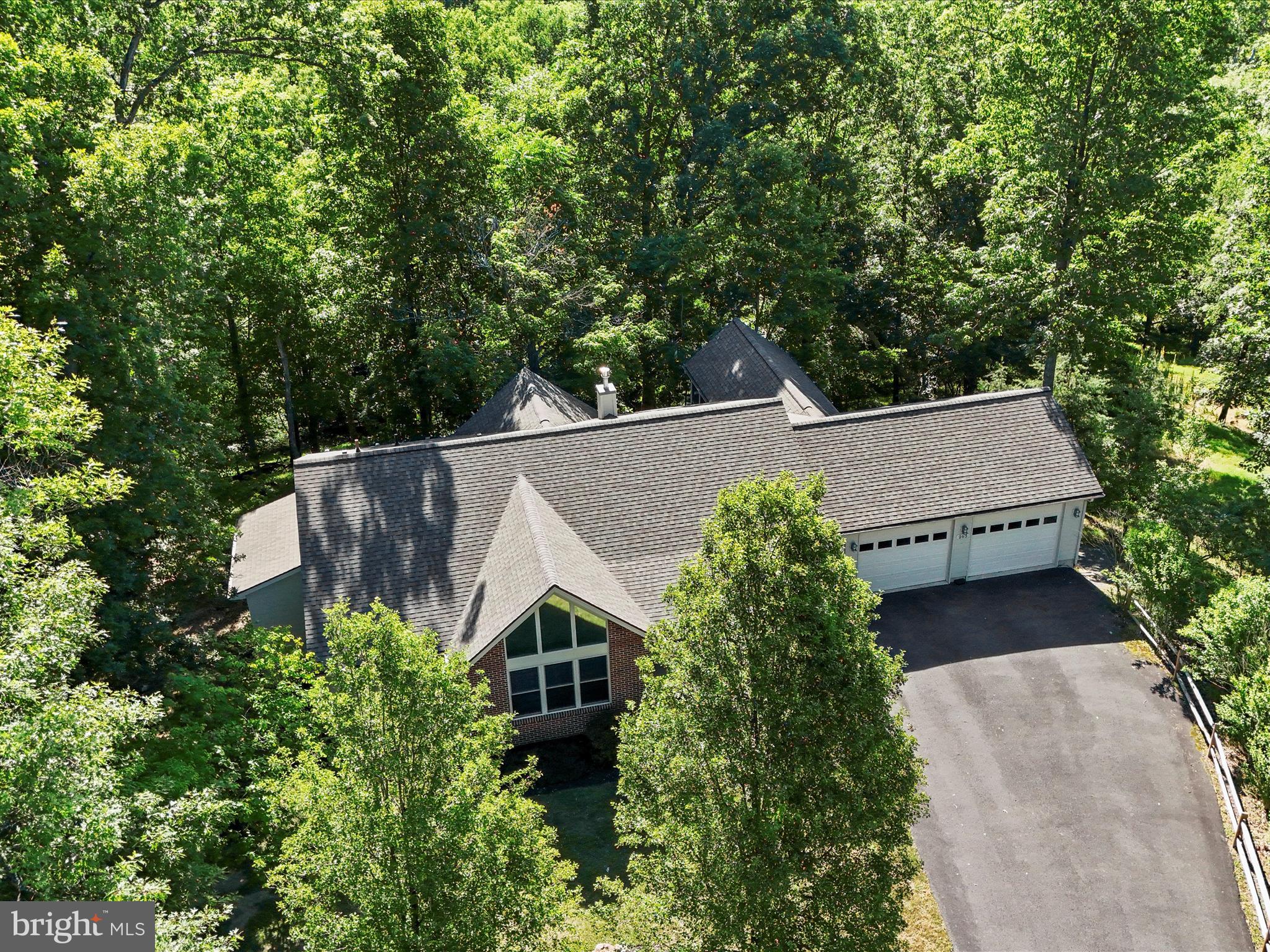 THE WOODS - Residential