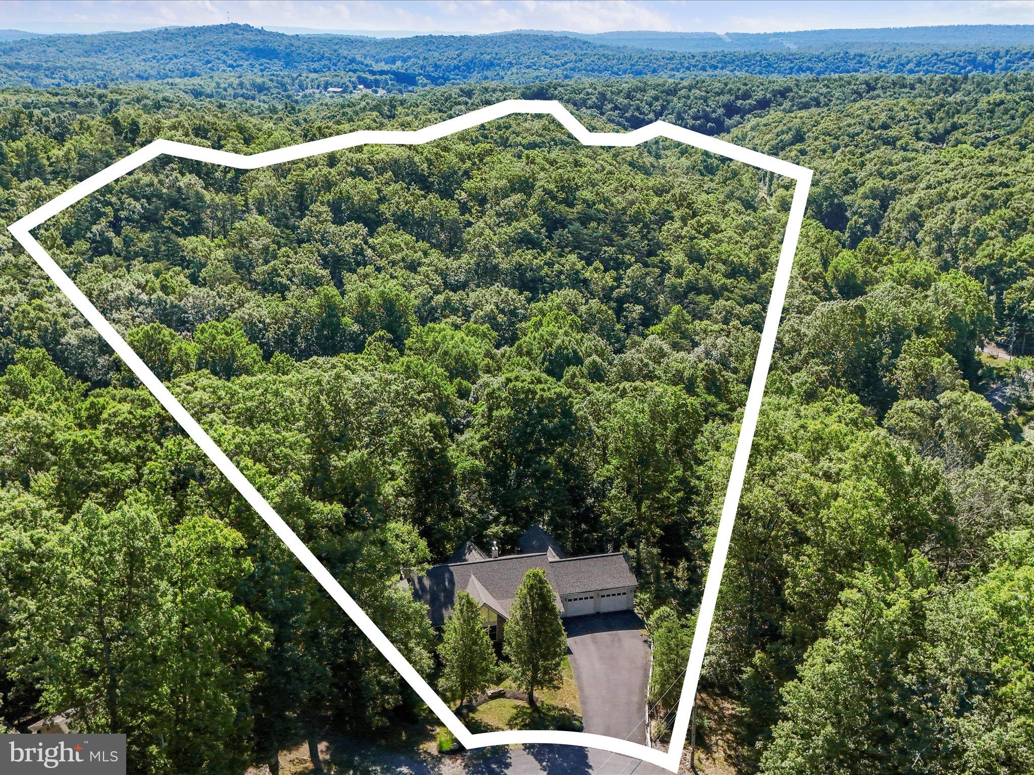 THE WOODS - Residential