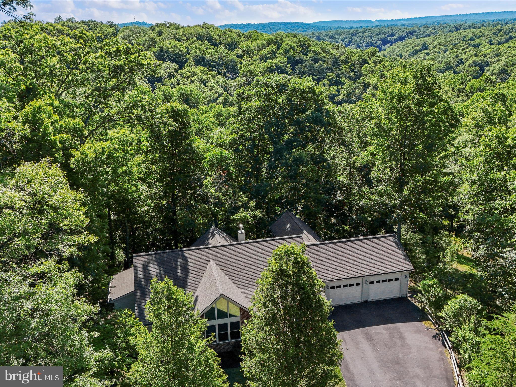 THE WOODS - Residential