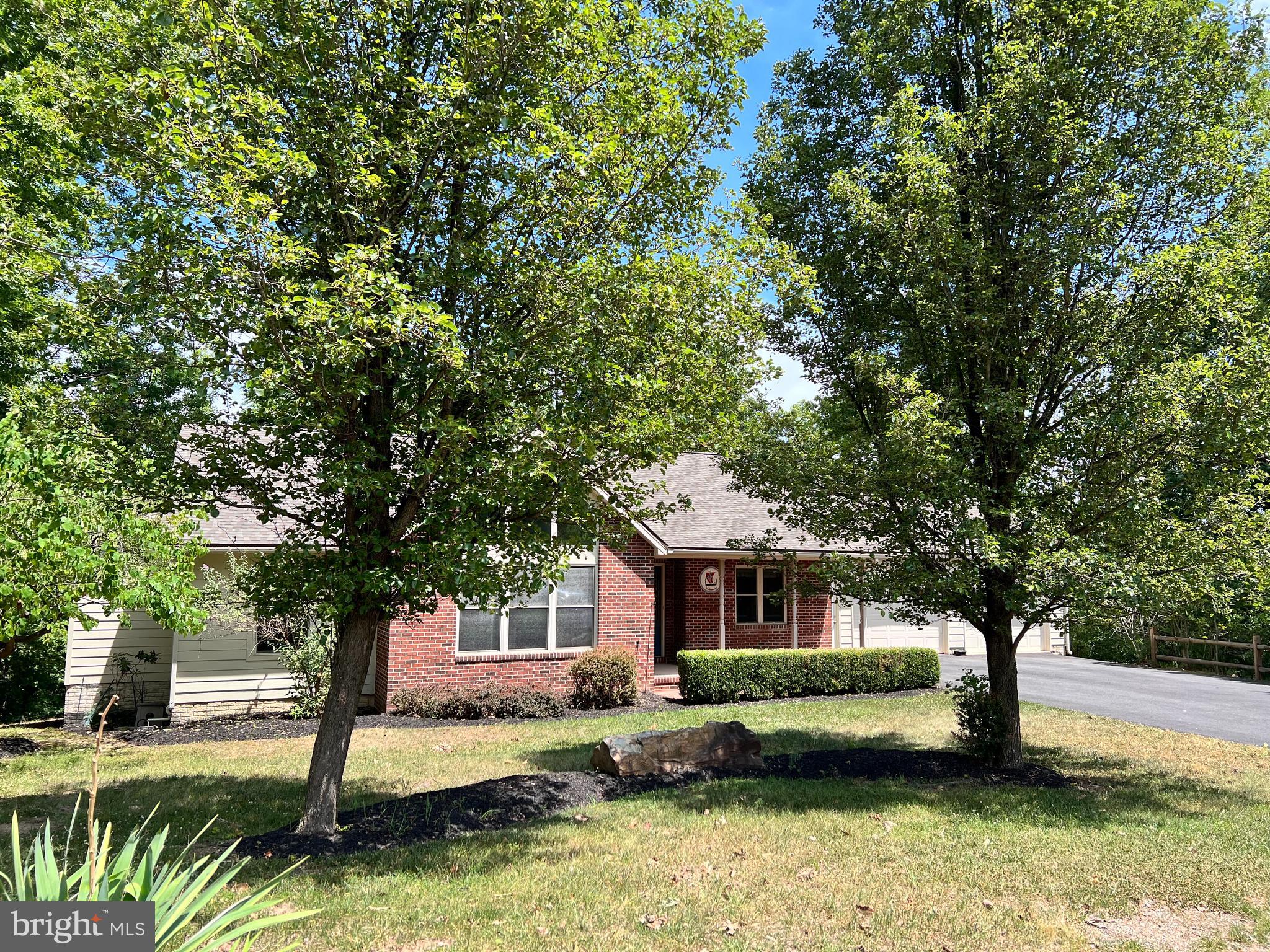 THE WOODS - Residential