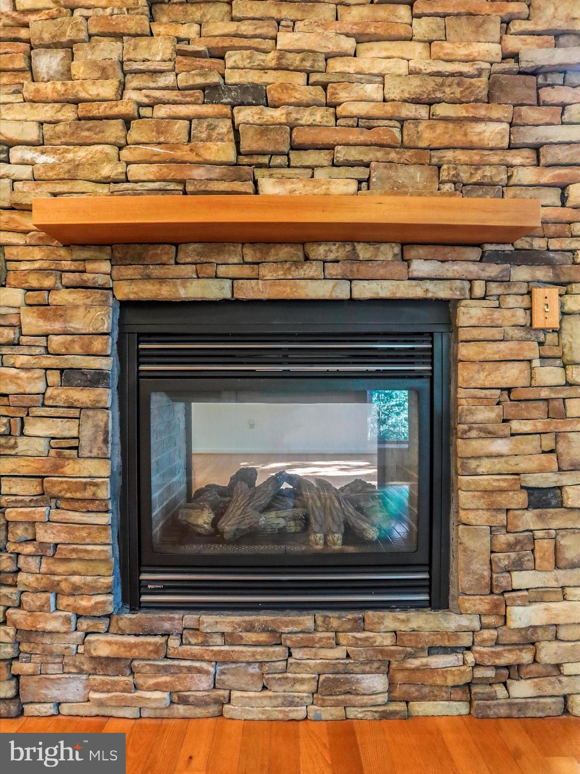 THE WOODS - Residential